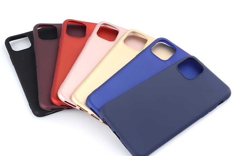 Apple iPhone 11 Kılıf Zore Premier Silikon Kapak Kırmızı