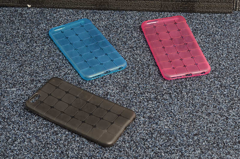 Apple iPhone 6 Plus Kılıf Zore Kare Kabartmalı Silikon Pembe