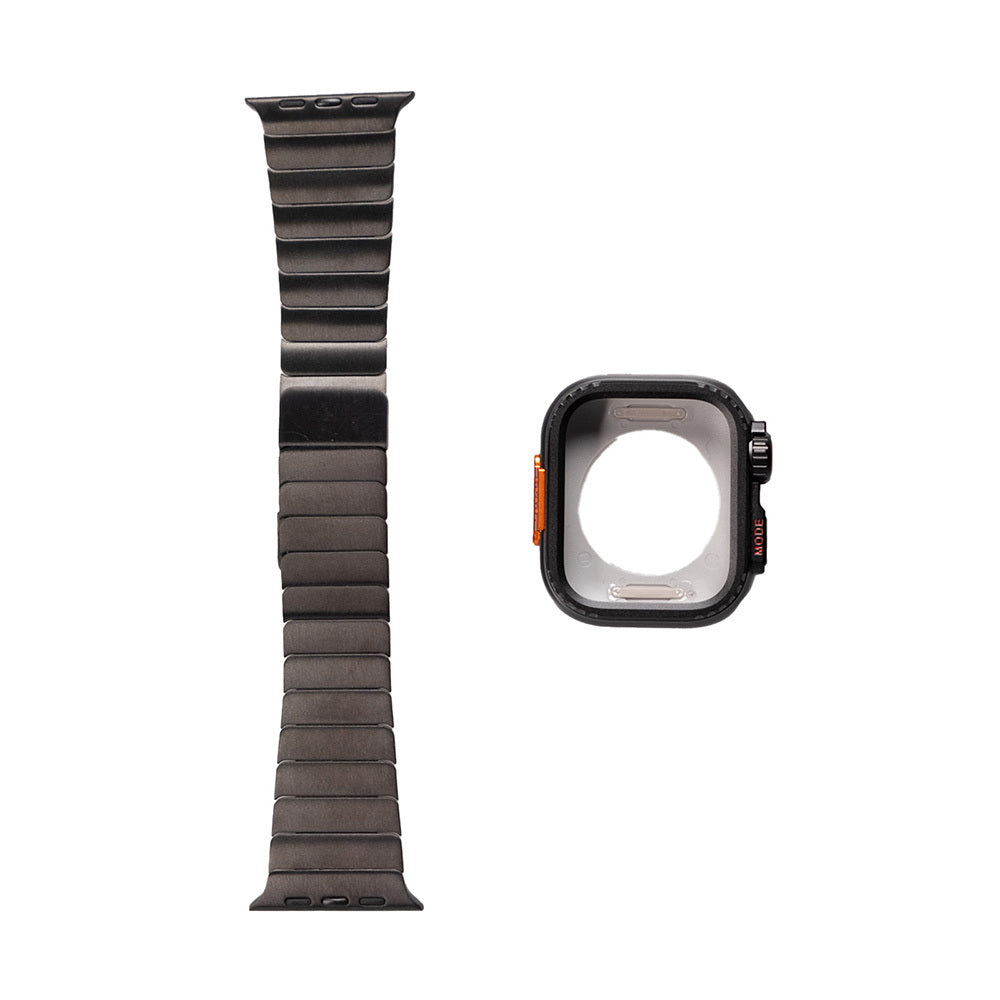 Apple Watch 7 45mm Zore KRD-126 Sert Kasa Koruyuculu Metal Kordon Gold
