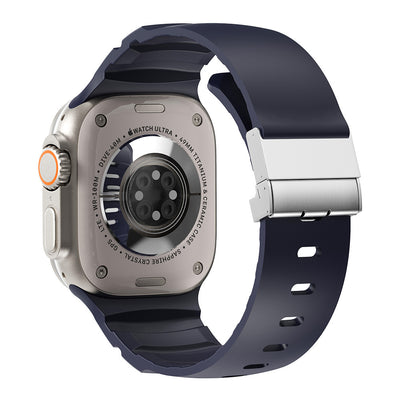 Apple Watch 7 45mm Zore KRD-145 Metal Tokalı Silikon Kordon Starlight