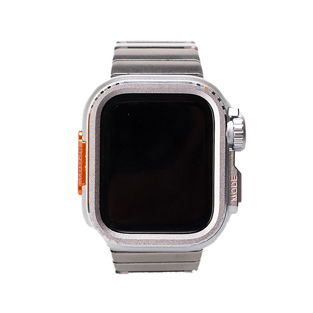 Apple Watch Ultra 49mm Zore KRD-126 Sert Kasa Koruyuculu Metal Kordon Gümüş