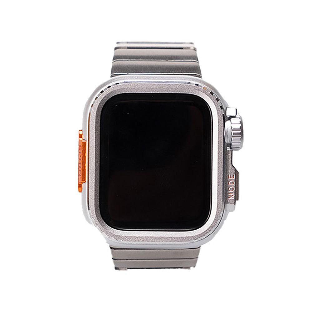 Apple Watch Ultra 49mm Zore KRD-126 Sert Kasa Koruyuculu Metal Kordon Starlight