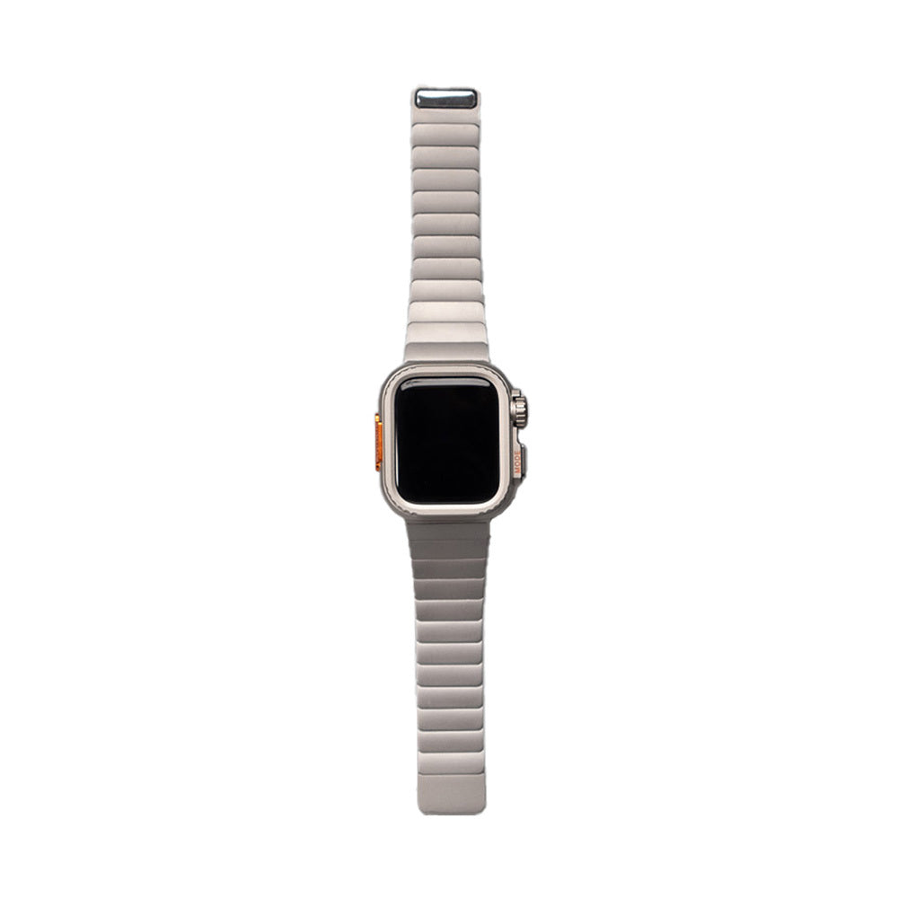 Apple Watch Ultra 49mm Zore KRD-126 Sert Kasa Koruyuculu Metal Kordon Gümüş
