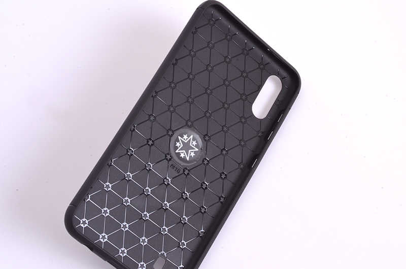 Galaxy A01 Kılıf Zore Ravel Silikon Kapak Siyah-Kırmızı