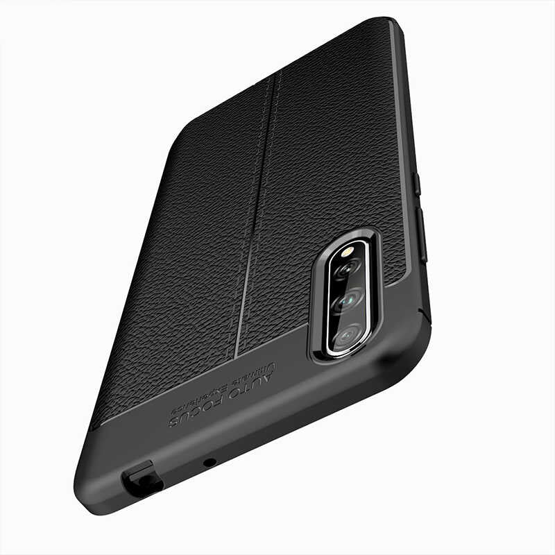 Huawei P Smart S (Y8P) Kılıf Zore Niss Silikon Kapak Siyah