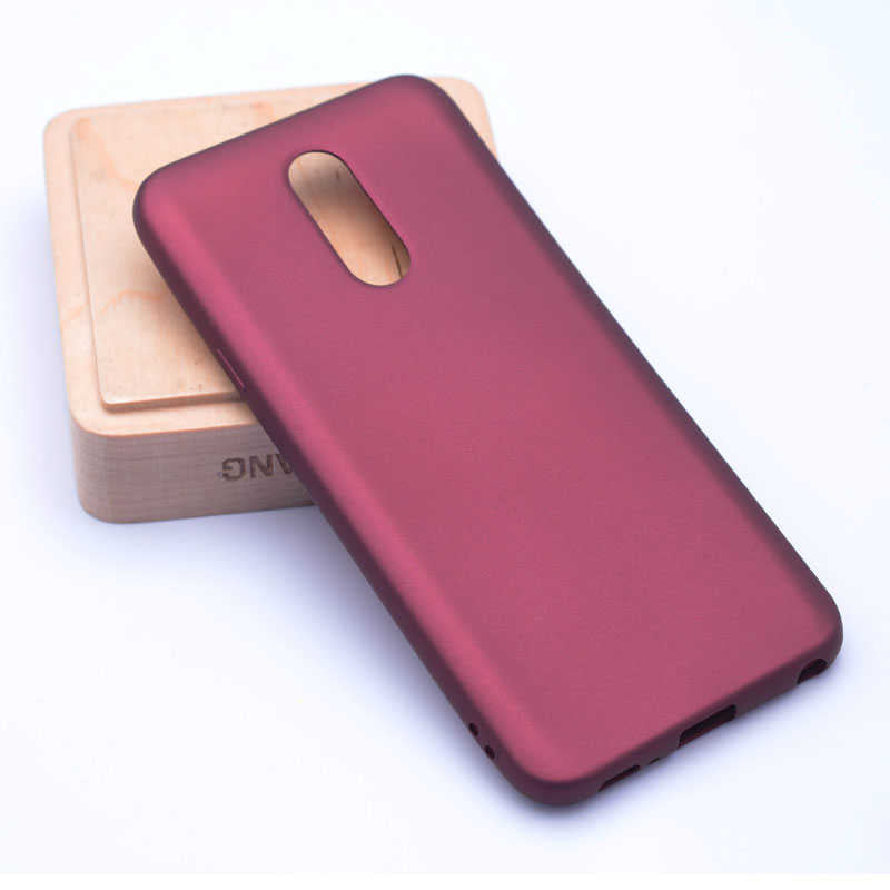 LG Q7 Kılıf Zore Premier Silikon Kapak Gold