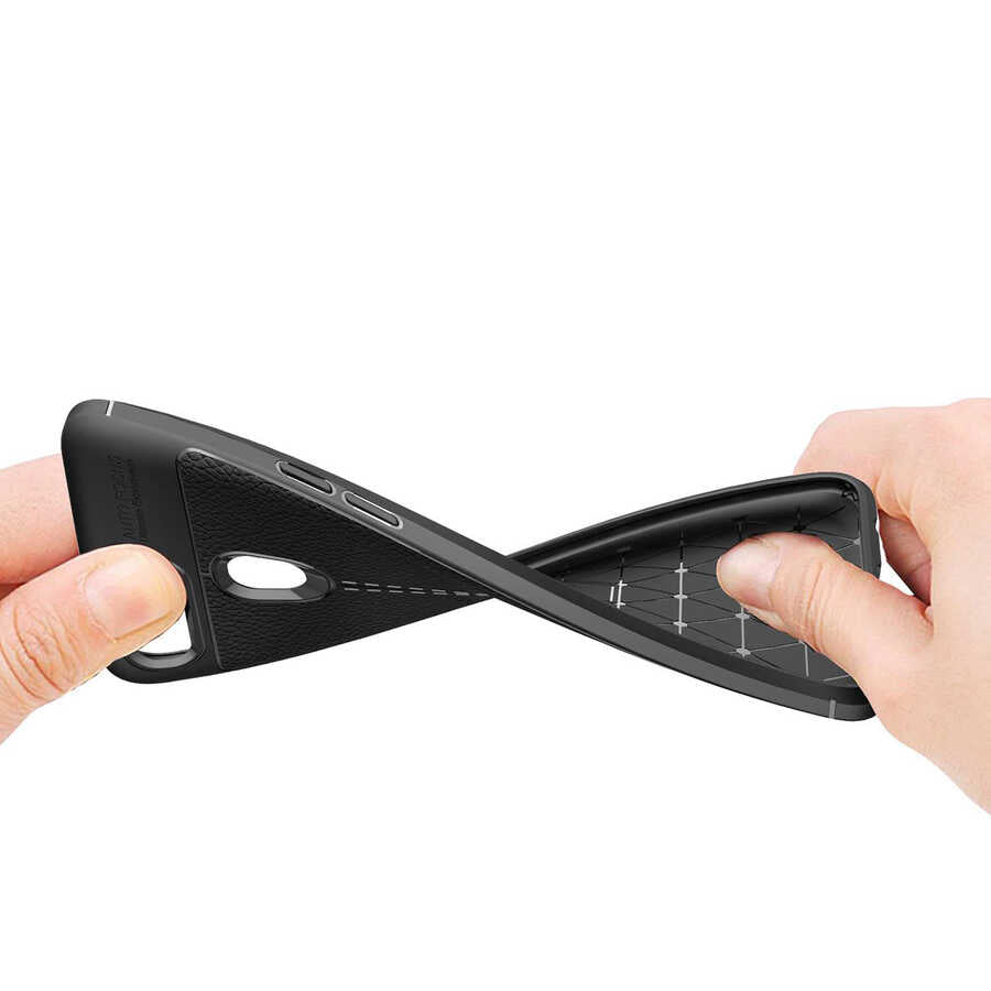 Oppo A7X Kılıf Zore Niss Silikon Kapak Siyah