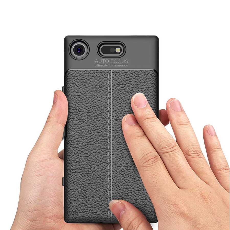 Sony Xperia XZ1 Kılıf Zore Niss Silikon Kapak Siyah