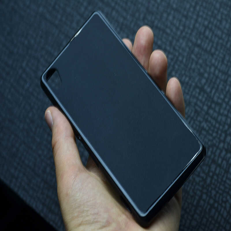 Sony Xperia Z3 Kılıf Zore Süper Silikon Kapak Renksiz