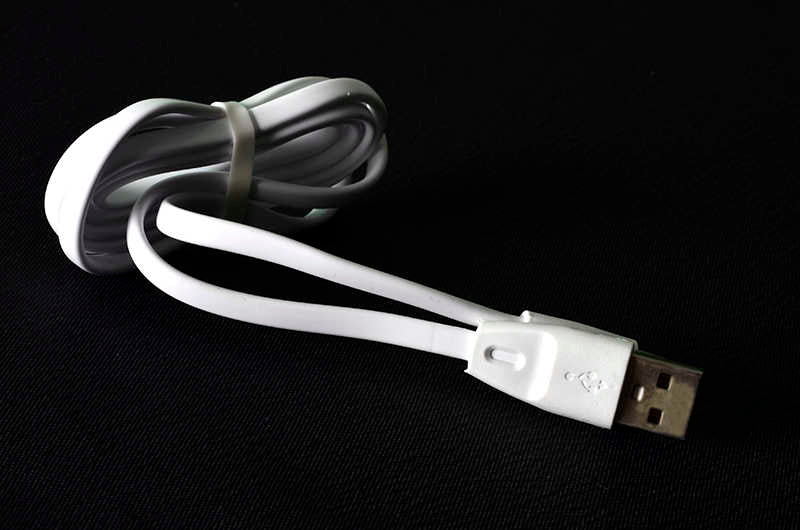 Zore Renkli Geniş Lightning Usb Kablo Beyaz
