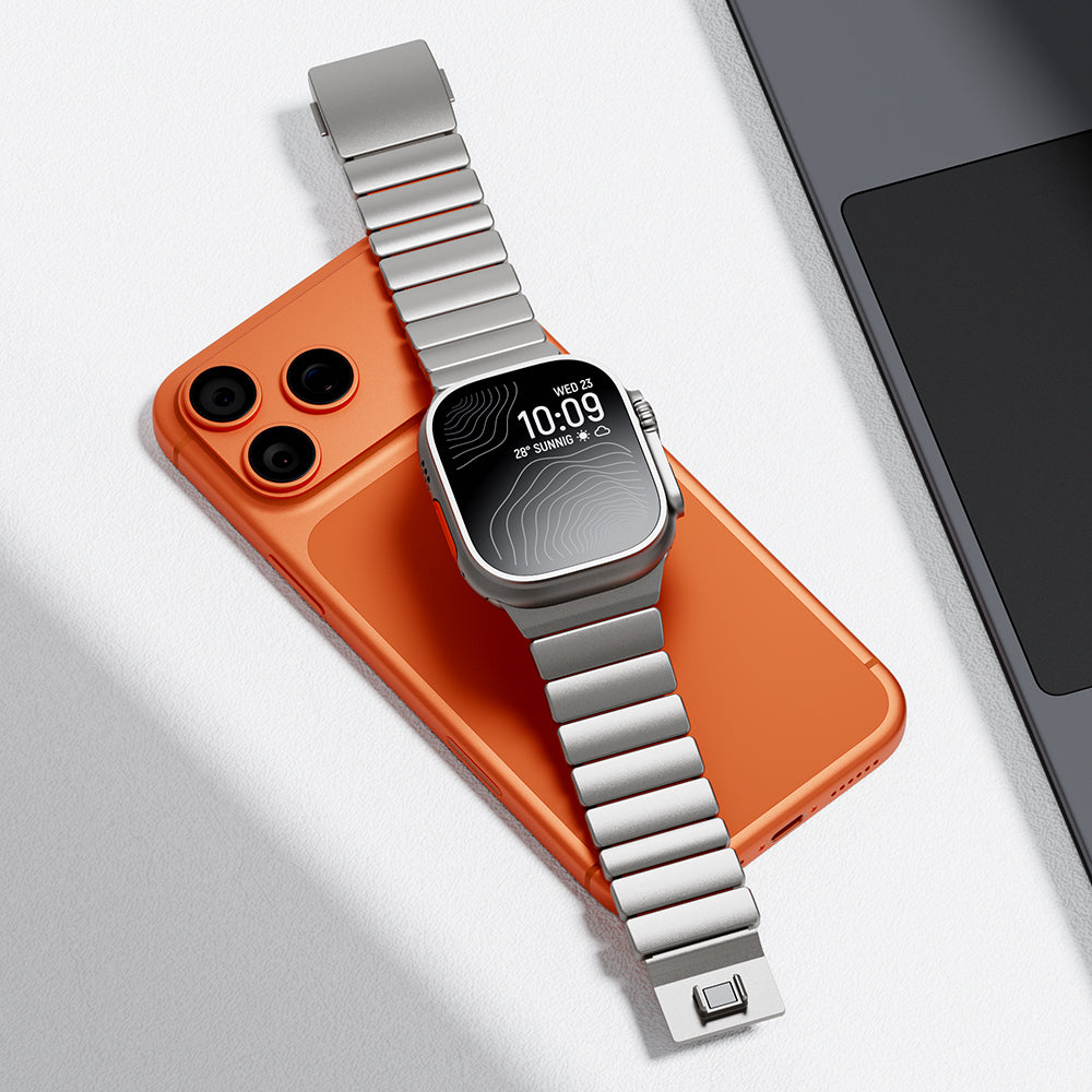 Apple Watch 44mm Zore KRD-152 Titanyum Silikon Kordon Gri-Yeşil