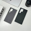 Galaxy S24 Ultra Kılıf M-safe Şarj Özellikli Karbon Fiber Görünümlü Zore Troy Kapak Gümüş
