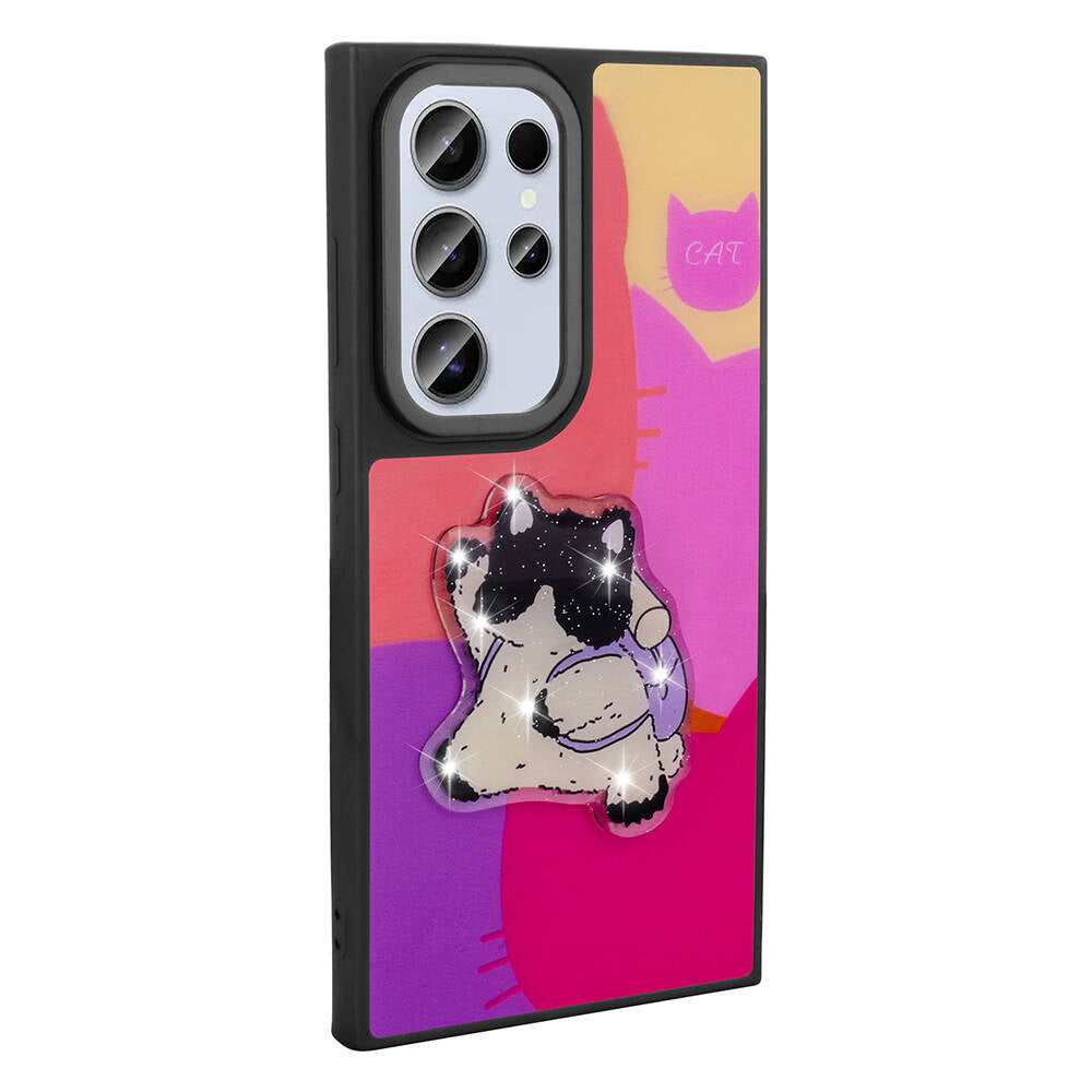 Galaxy S24 Ultra Kılıf Parlayan Kabartmalı İkonik Figürlü Zore Amas Silikon Kapak Beyaz