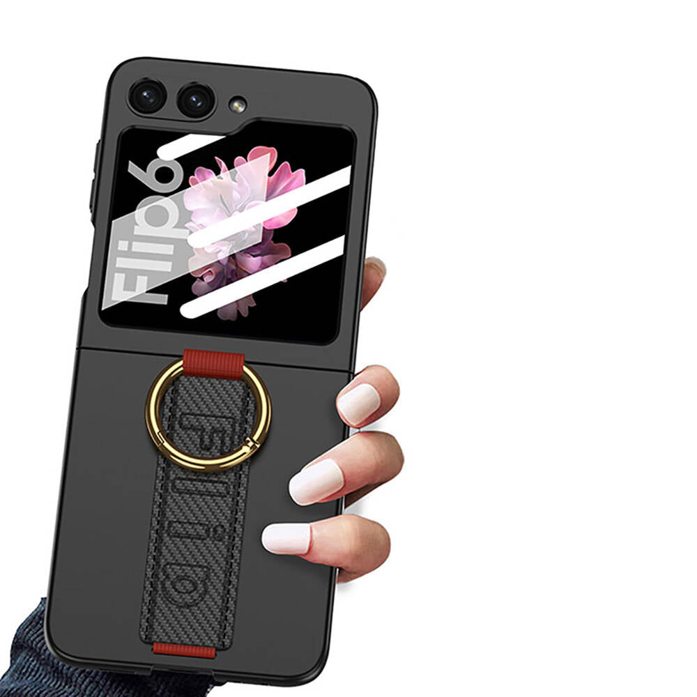 Galaxy Z Flip 6 Kılıf Kamera Korumalı Yüzüklü Karbon Tasarımlı Zore Flip Ring Kıpta Kapak Siyah