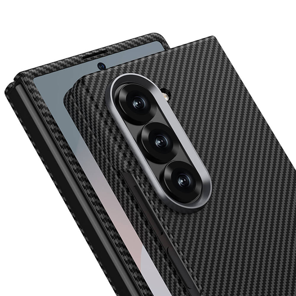 Galaxy Z Fold 6 Kılıf Kamera Korumalı Karbon Fiber Tasarımlı Arka Yüzey Zore Kıpta Karbon Kapak Siyah
