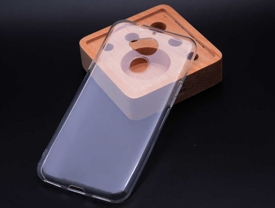 General Mobile 8 Kılıf Zore Süper Silikon Kapak Renksiz