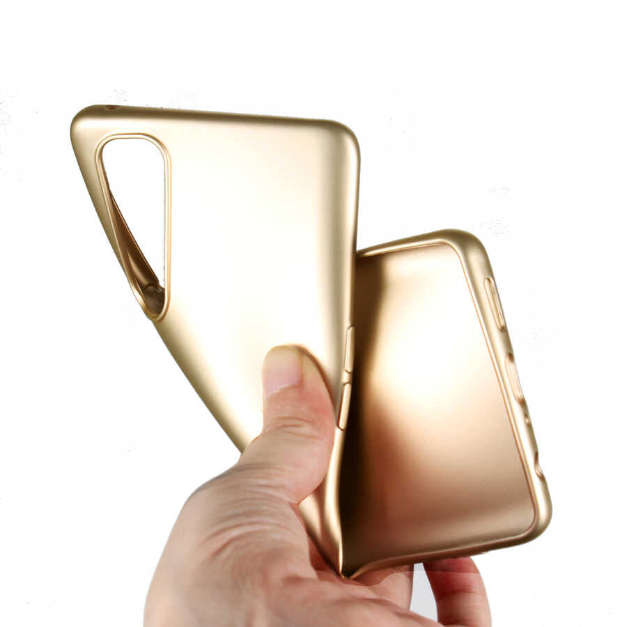 Oppo Reno 4 Pro 4G Kılıf Zore Premier Silikon Kapak Gold