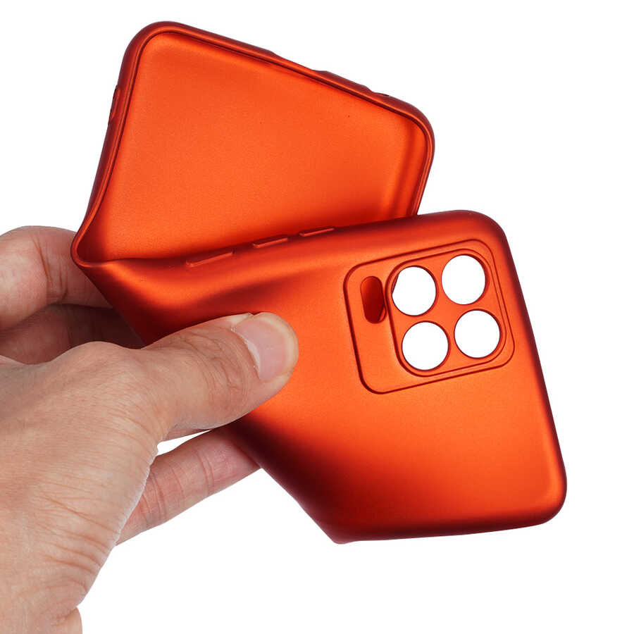 Realme 8 Pro Kılıf Zore Premier Silikon Kapak Gold