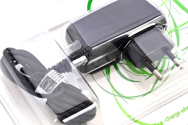 Zore 6101 Uyumlu Orjinal Seyehat Şarjı Siyah