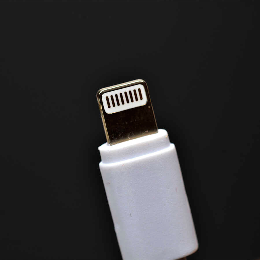 Zore Metro Serisi ZR-TC01 Lightning 2 in 1 Şarj Seti Beyaz