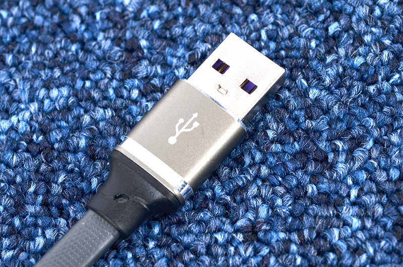 Zore Lightning Vera Usb Kablo Krem
